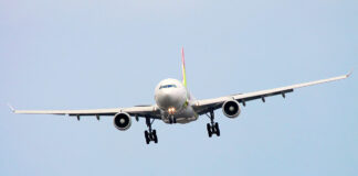 Pesquisa aponta baixo risco de transmissão de Covid-19 a bordo das aeronaves