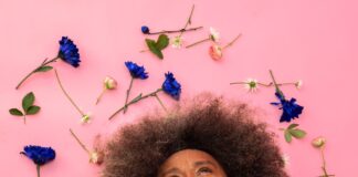 Chico César lança single “Vestido de Amor” e se apresenta em Portugal