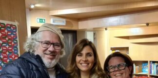 Escritora portuguesa é destaque em festival literário internacional no Brasil