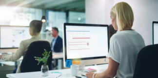 Trabalho Flexível e Habilidades Digitais em Alta nos Últimos três Meses