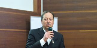 Escritor Adélio Amaro apresenta “Insignes Açorianos” em setembro na ilha de São Miguel