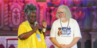 Escritora Conceição Evaristo participou na abertura do primeiro Fliparacatu, em Minas Gerais