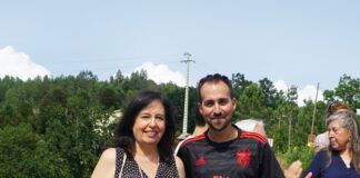 Jovem português recebido com festa após viajar da Suíça a Portugal em bicicleta