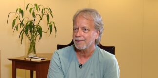 “Este encontro vai ser uma festa”, afirma Mia Couto sobre participação na primeira edição do Fliparacatu, no Brasil