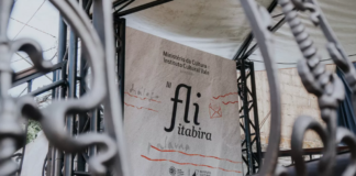 Conceição Evaristo leva prémio “Juca Pato” de Intelectual do Ano durante Flitabira