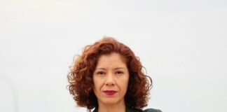 Governo dos EUA convida jornalista brasileira a colaborar com manual sobre IA