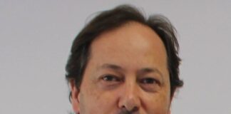 “Acidente Aéreo na Algarvia” é tema de novo livro de Adélio Amaro