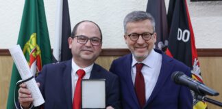 Carlos Moedas “condecorou” trabalho da Casa do Concelho de Tomar durante evento em Lisboa