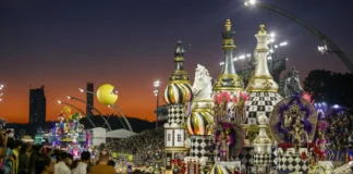 “Rosas de Ouro” campeã do Carnaval de São Paulo 2025