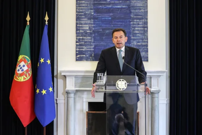 Montenegro_bandeira_euro