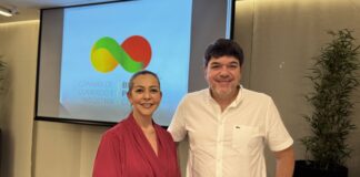 Primeira mulher presidente da Câmara Brasil-Portugal no Ceará também recebeu o prémio ‘Destaque Mulheres que Cruzaram Oceanos 2025’