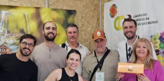 Gelado catarinense de leite de ovelha apresentado em Portugal durante missão empresarial da CCRB