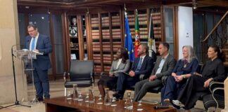 Carlos Moedas recebeu comunidade brasileira para reafirmar “laços históricos” e projetar cooperação no espaço lusófono