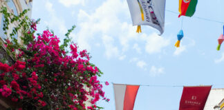 Rio de Janeiro: Tradicional “Feira do Lavradio” completa 30 anos com palco e roda de samba gratuita na Lapa