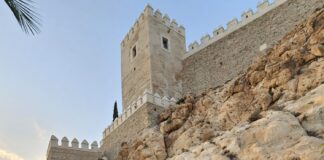 Sandra e Ricardo seguem em turnê pelo continente português e sul da Espanha com novas canções