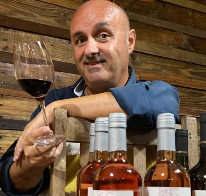 Joao-Carlos-Farrapa-1068x1424-1-768x1024-1-696x662-1