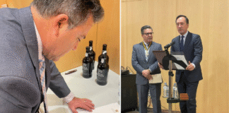 Andorra: José Luís Carvalho distinguido com a Cruz de Comendador da Ordem de Mérito Reconhecimento atribuído ao português José Luís Carvalho visa homenagear o seu trabalho em prol da comunidade e da cultura portuguesa no Principado de Andorra