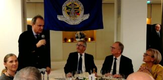 Comunidade portuguesa de Paris celebra a solidariedade em gala de Natal