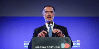 Presidenciais 2026: Cotrim de Figueiredo ancora candidatura em posições assumidas sobre as comunidades portuguesas