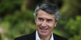 Portugal: José Luís Carneiro formaliza recandidatura à liderança do Partido Socialista