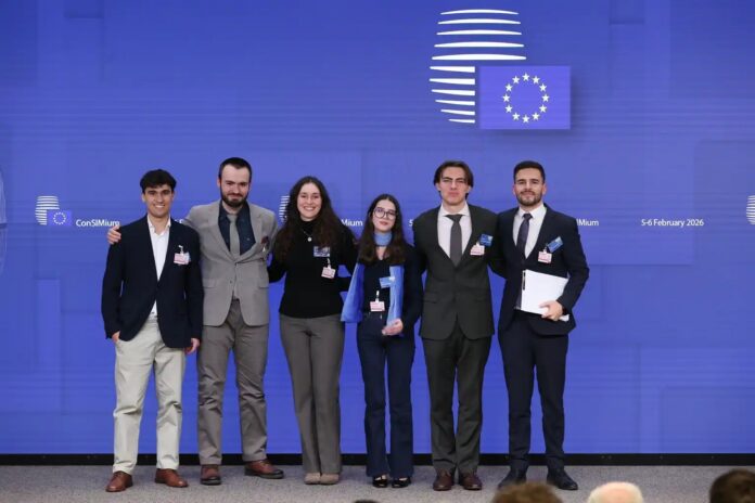 8d298f92-e23c-4b7d-a468-97b521501ad6