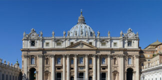 Vaticano vai usar Inteligência Artificial para traduzir missas em 60 línguas na Basílica de São Pedro