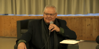 Açores promoveram conversa Diniz Borges, escritor da diáspora