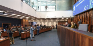 Rio de Janeiro: Estação das barcas da “Praça XV” poderá receber nome do apresentador Sílvio Santos