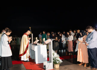 Minha Biblioteca Católica realiza ação no Cristo Redentor para marcar centésimo box
