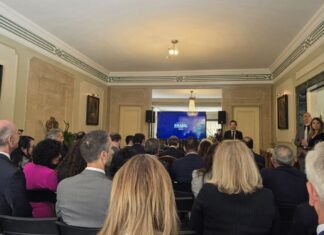 Portugal e Brasil reforçam diálogo económico em encontro promovido pelo Banco do Brasil em Lisboa
