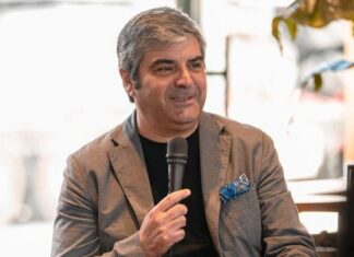 Pedro Ramos em Cabo Verde para participar em congresso com foco na liderança e cooperação lusófona