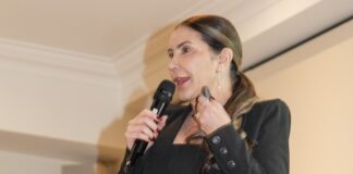 “É muito gratificante conseguirmos tirar pessoas da depressão e do sofrimento através da estética”