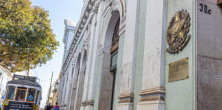 Brasileiros em Portugal podem pedir voto em trânsito no Brasil entre 20 de julho e 20 de agosto