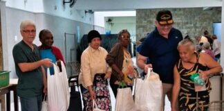 Brasil: Irmandade de Santo Antônio dos Pobres distribui cestas básicas e cobertores a famílias no Rio
