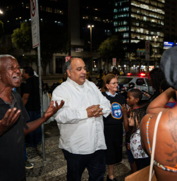 Brasil: “Consórcio Cristo Sustentável” distribui agasalhos a pessoas em situação de rua no Centro do Rio de Janeiro