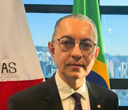 Português Marco António Borges toma posse como desembargador do Tribunal de Justiça de Minas Gerais