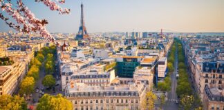 “7.ª Coletânea de Poesia Lusófona em Paris” com inscrições até 31 de julho para autores de todo o mundo