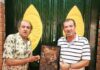 Portugal: Cantor popular Augusto Canário entrega quadro comemorativo dos 10 anos dos “Amigos de Bois d’Arcy” à “Fundação Santoinho”