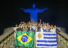 Brasil: Cristo Redentor é iluminado com as cores do Uruguai durante programação no Rio de Janeiro