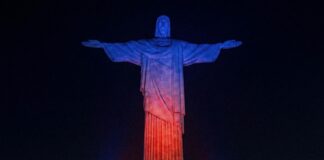 Brasil: Cristo Redentor recebe iluminação azul e vermelha em alerta a doenças vasculares