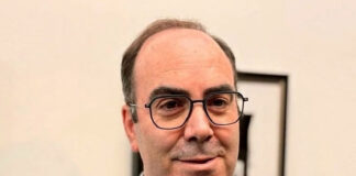 Daniel Bastos apresenta livro sobre a ditadura e a democracia portuguesa em Nova Iorque