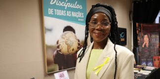 De Angola à Suíça, Olímpia Tomás transforma experiência na enfermagem em mensagem de “prevenção e acolhimento”